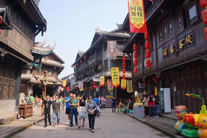 暖心!济宁市第一人民医院东院区职工餐厅重装开业